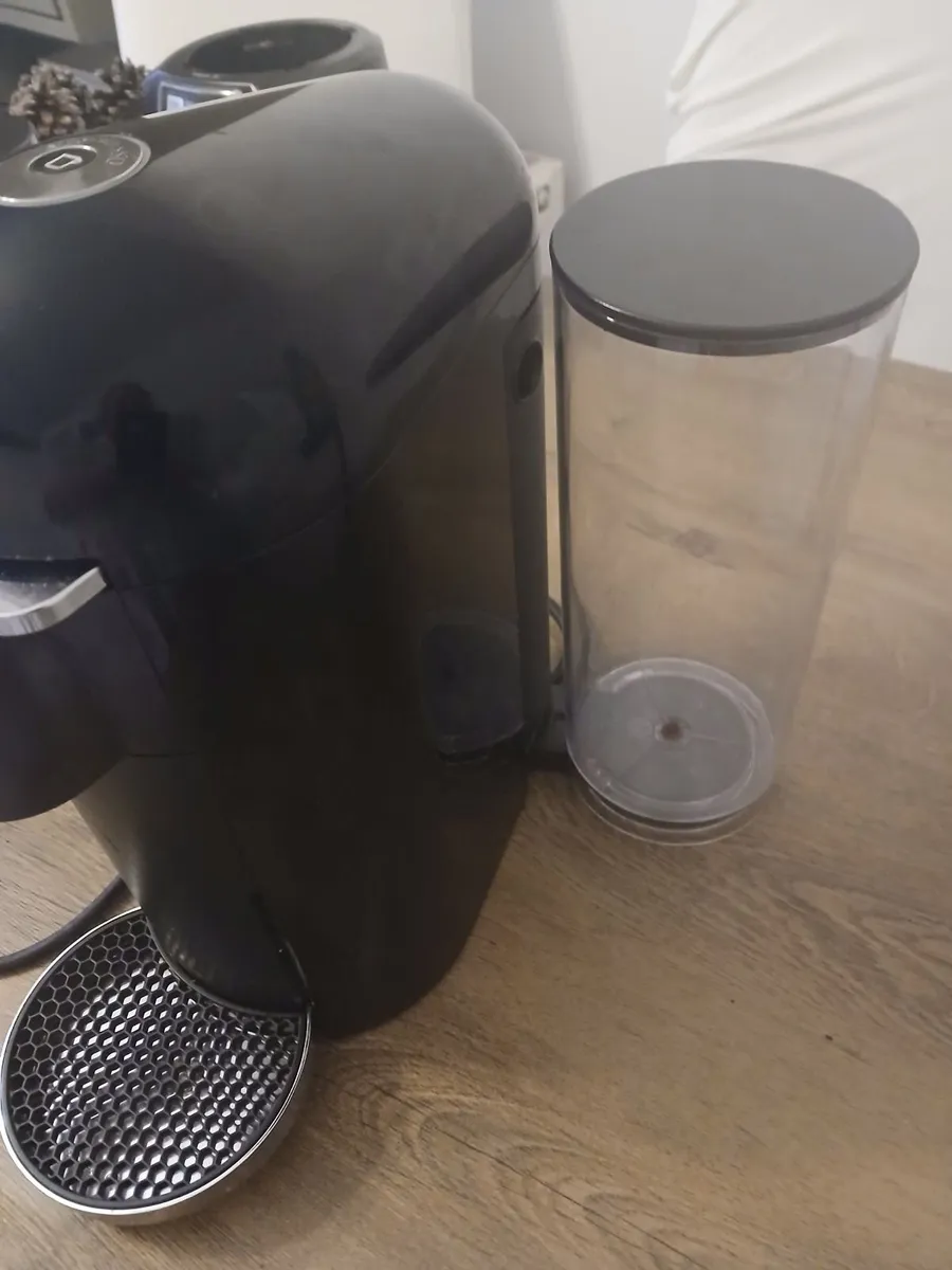 Nespresso coffee maker - Image 3