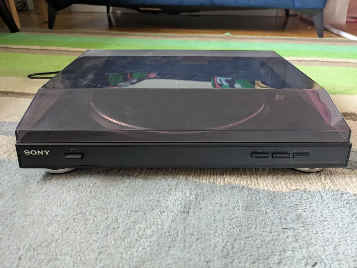 Sony turntable - Image 3