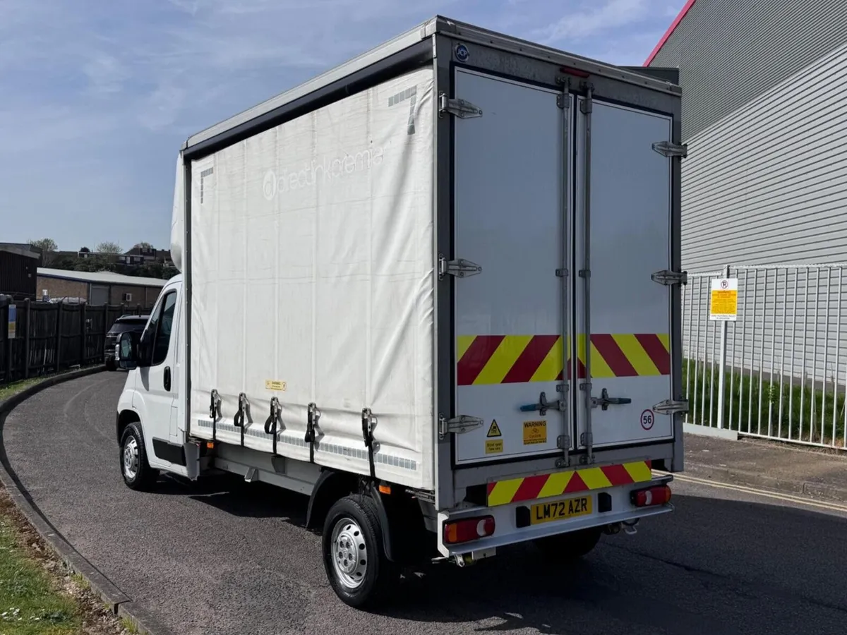 2022 Citroen Relay CurtainSider Van - Image 3