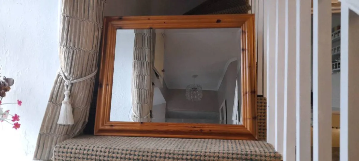 Mirror and Picture. - Image 1