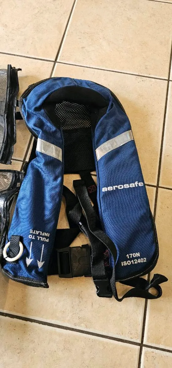 Light Aircraft Lifejacket aerosafe avi - Image 2