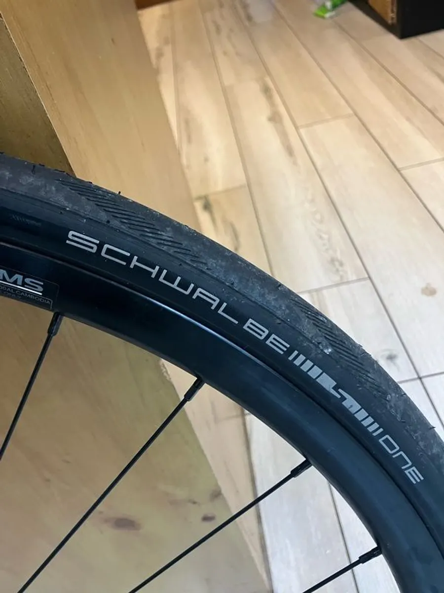 Alex rims 700 x 32 mm tyres, rotors 160mm - Image 4
