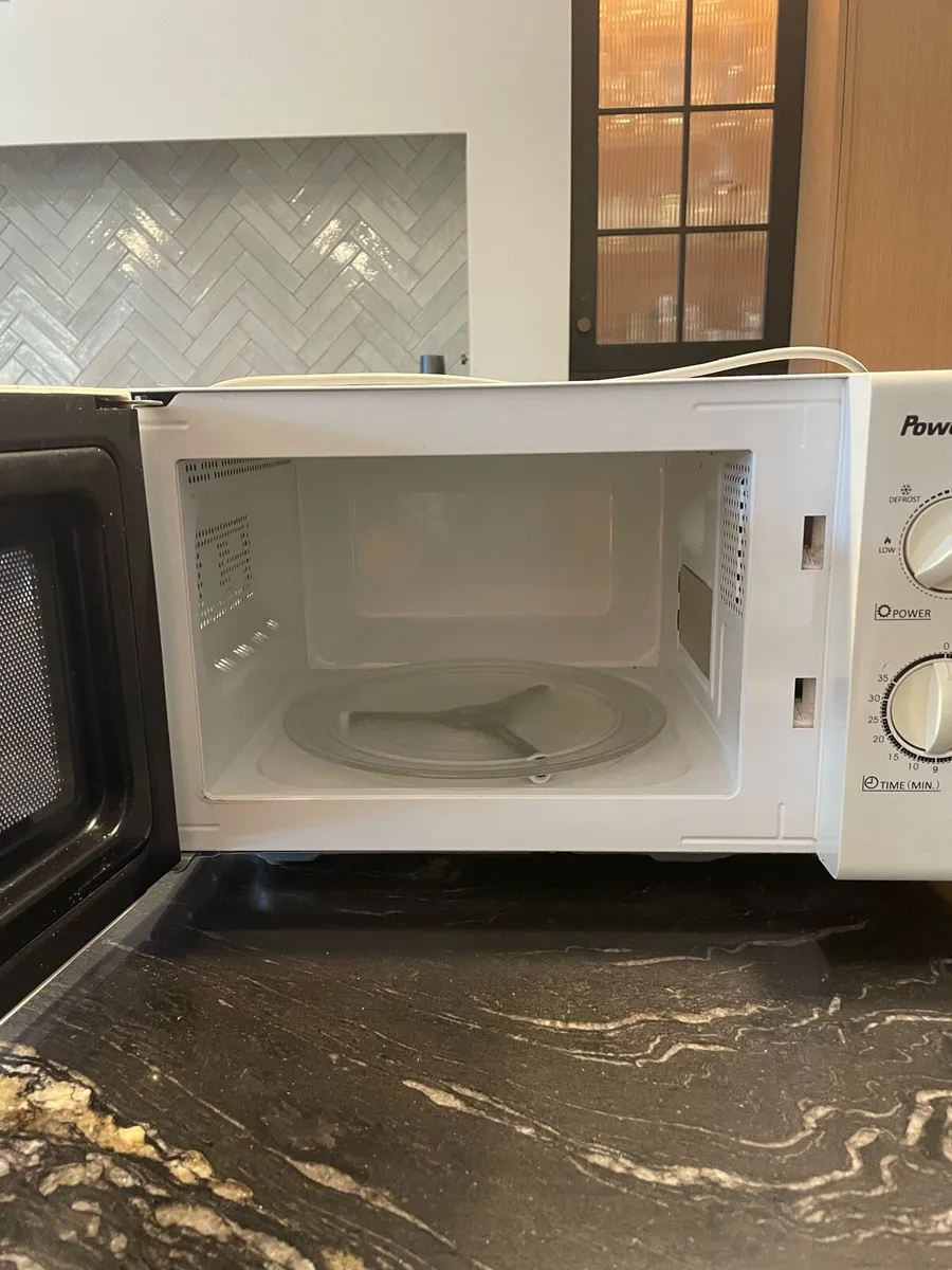 PowerPoint Microwave - Image 3