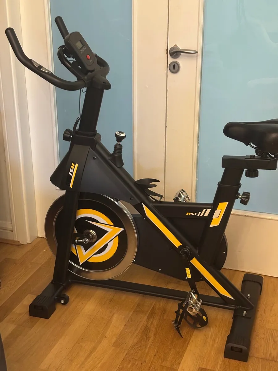 Exercise bike - Image 1