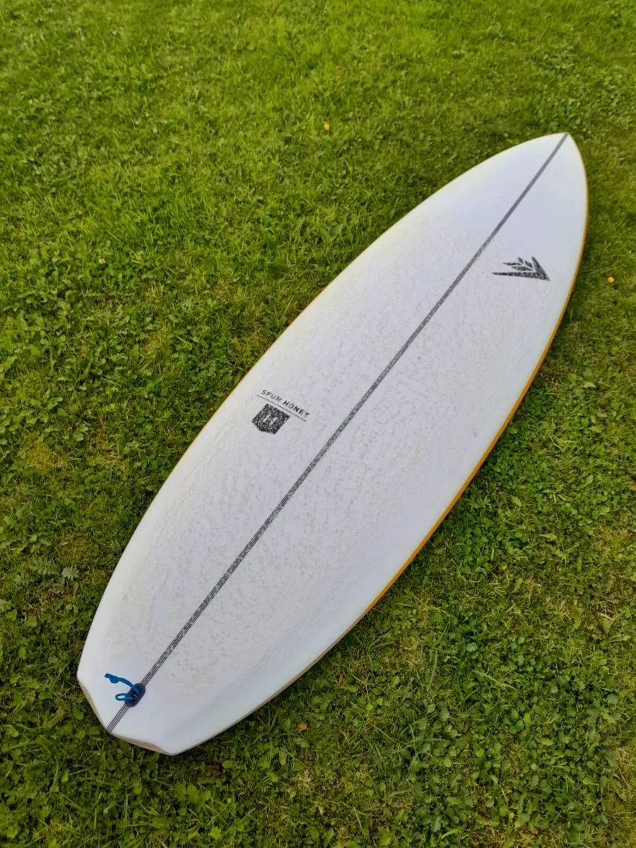 Surfboard - Image 2