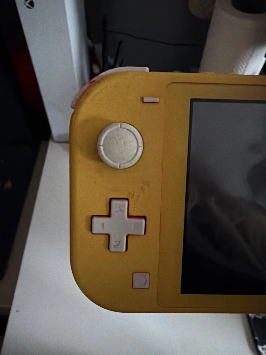 Nintendo switch lite - Image 3