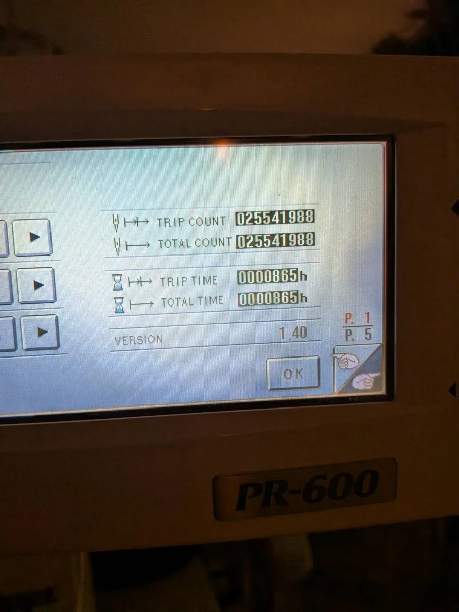 Brother embroidery machine - Image 2