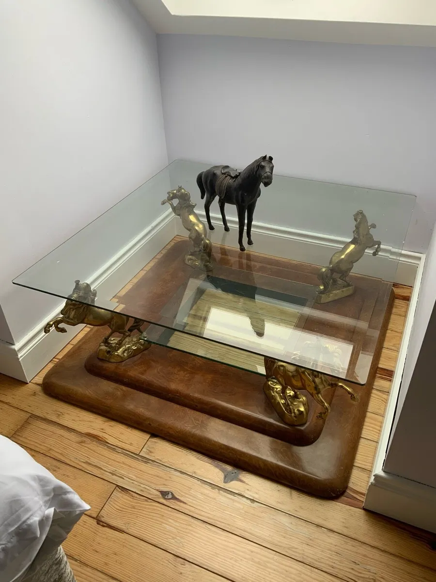 Vintage Horse Coffee table - Image 1