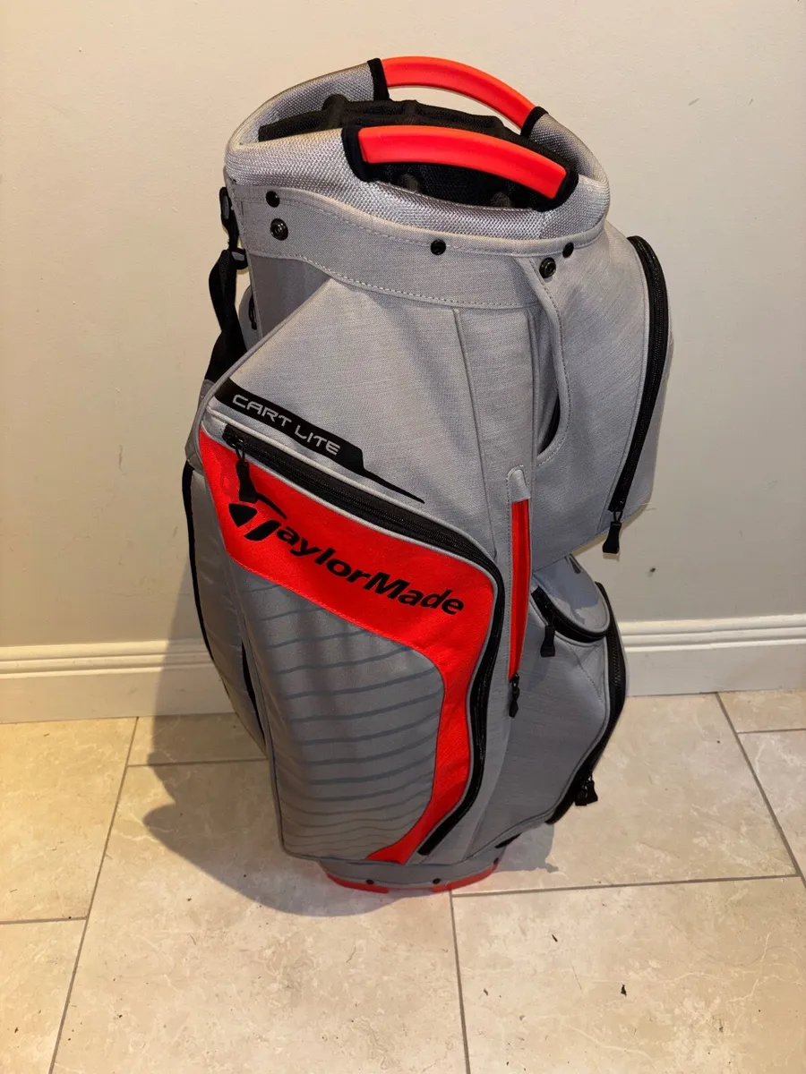 New TaylorMade Golf Bag - Image 4