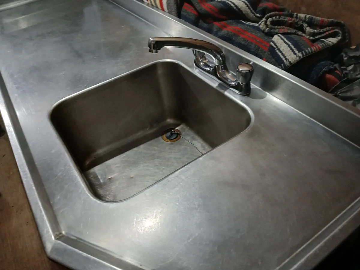Stsinless steel cabbinet eirk bench sink unit - Image 2