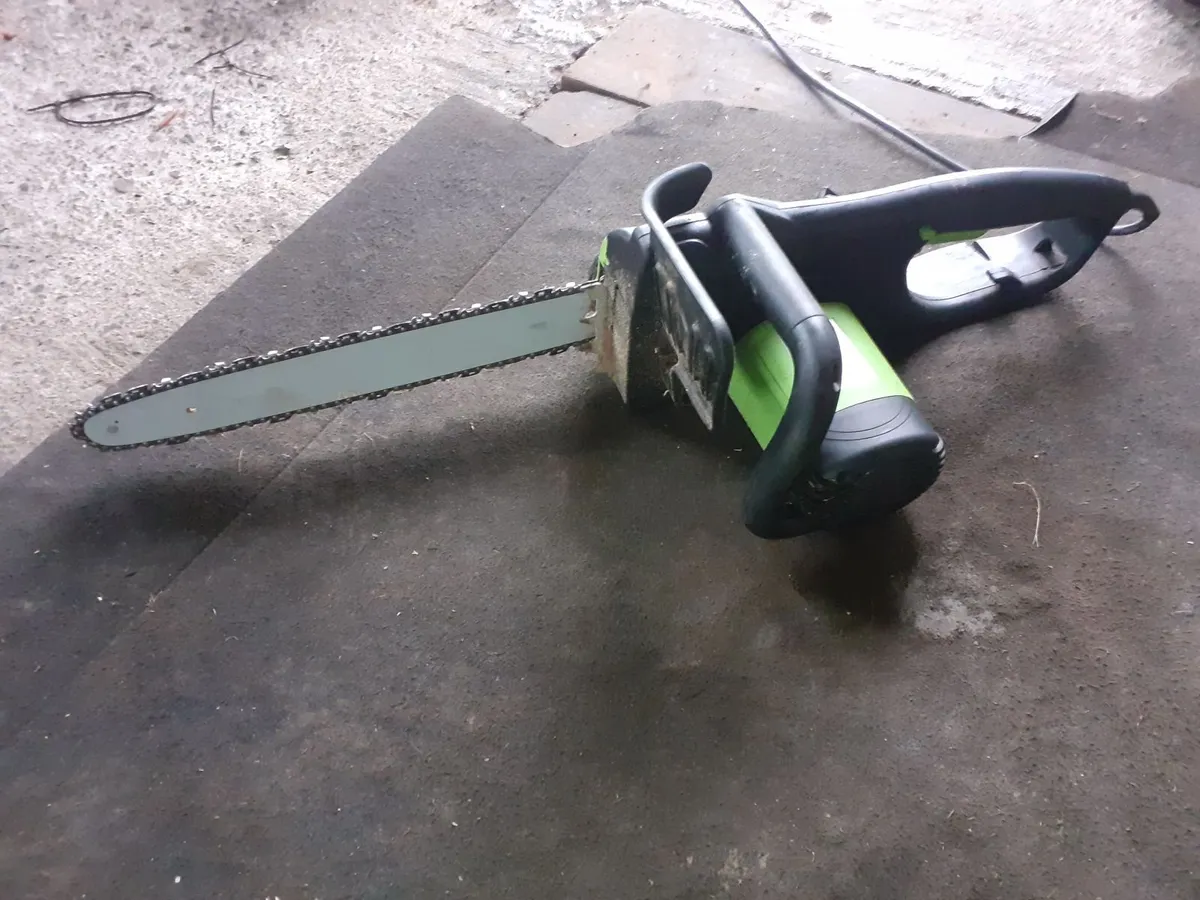 Chainsaw - Image 2