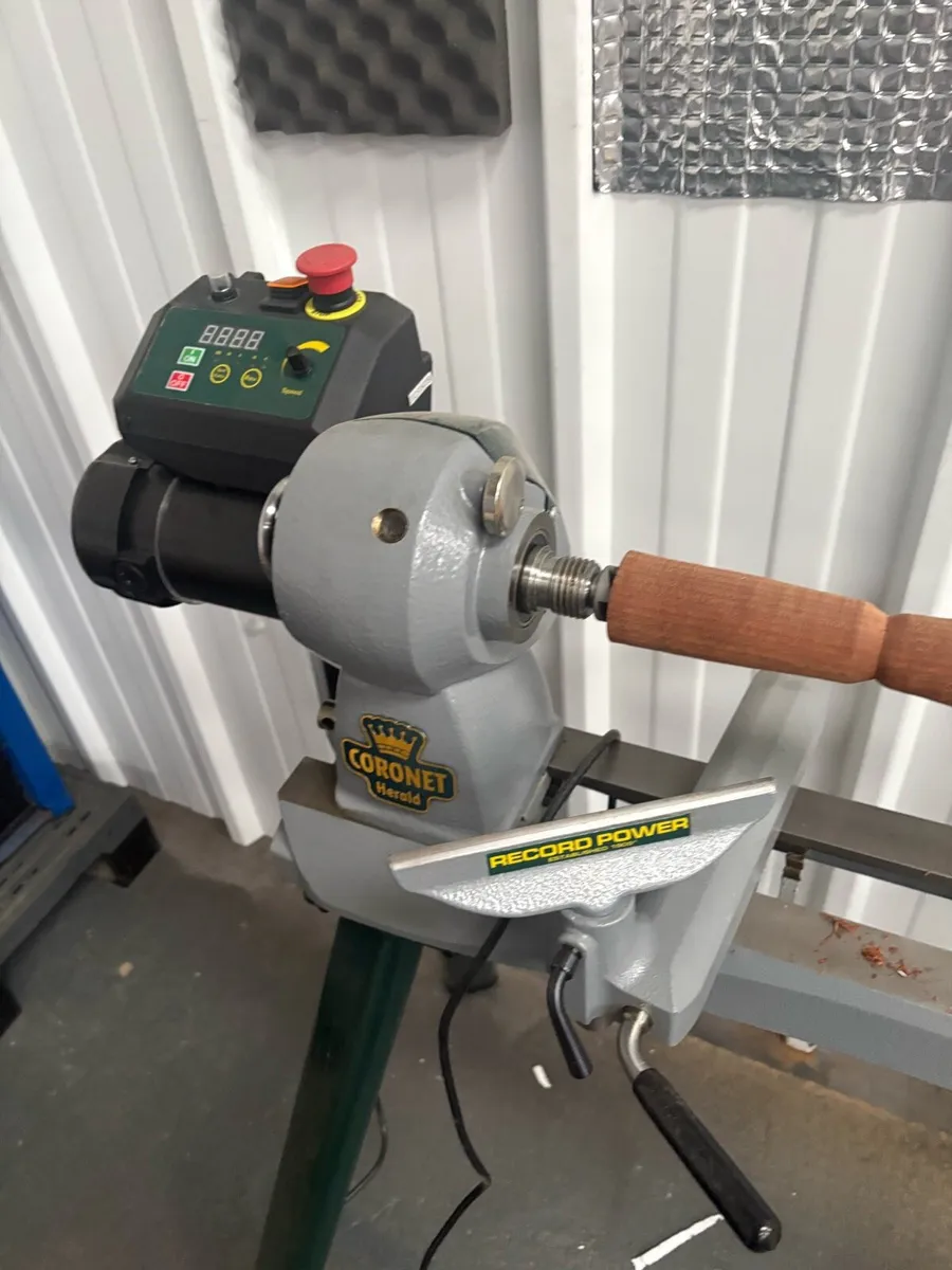Wood Lathe mint condition - Image 3