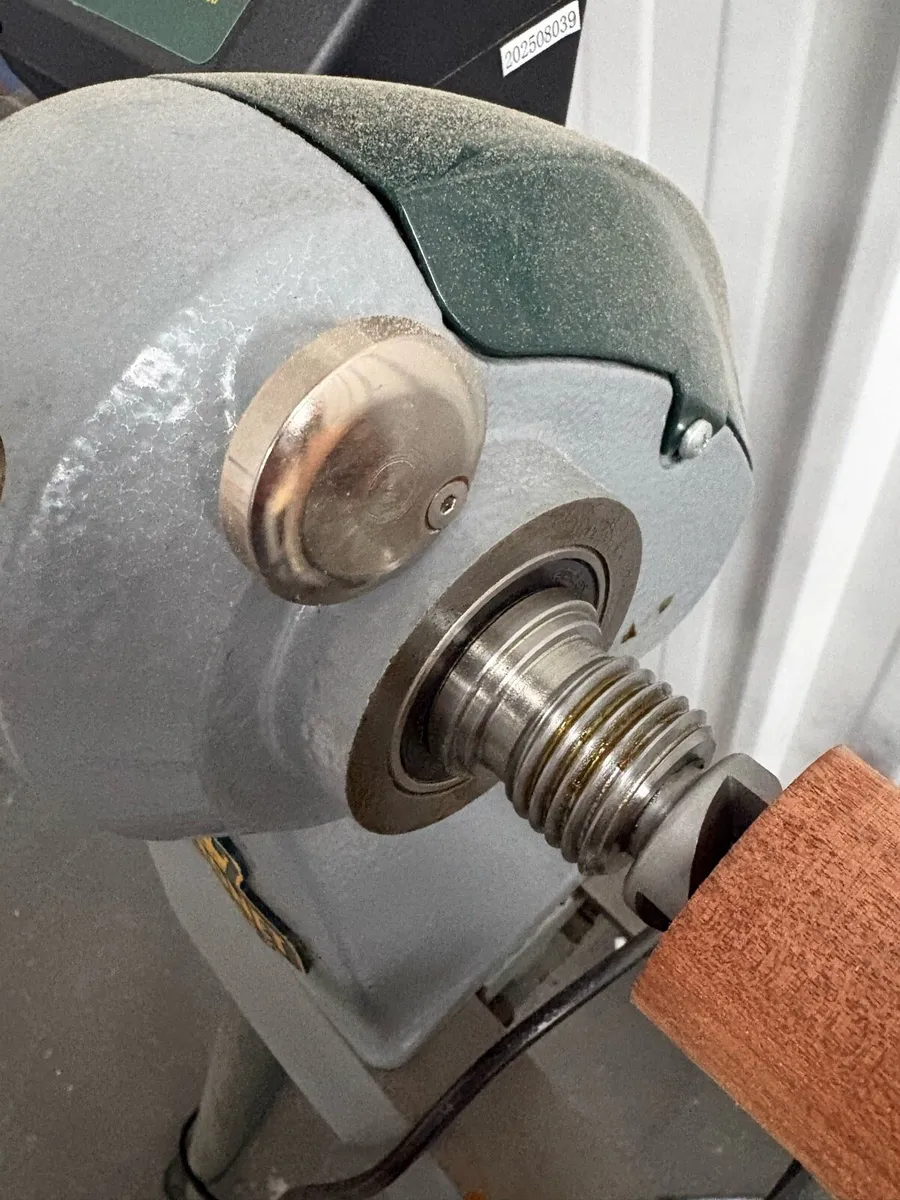Wood Lathe mint condition - Image 4