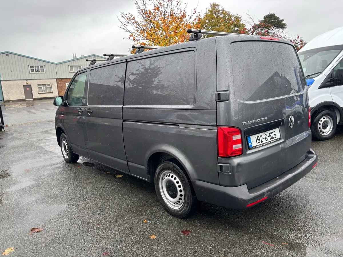 Volkswagen Transporter LWB 2019 - Image 3