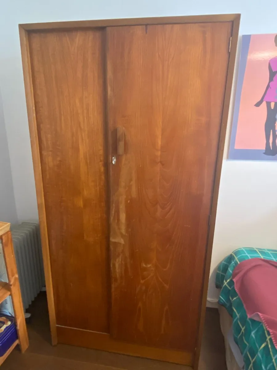 Original 1960s Wardrobe - Image 1