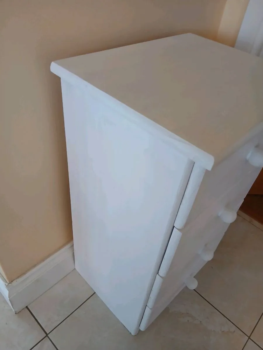4 Drawer Locker / bedside table / storage - Image 2