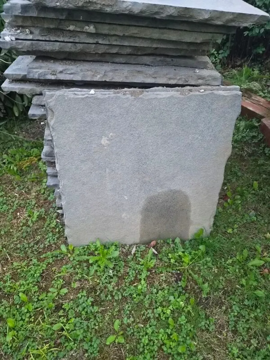 29 Grey Paving Slabs 60x60cm + 1 Half Slab - Image 2