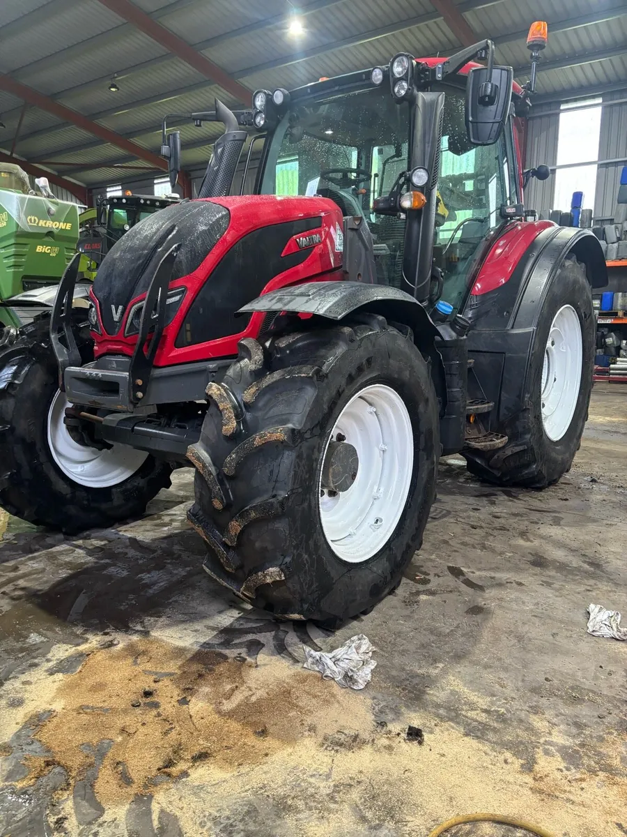 Valtra n124 - Image 1