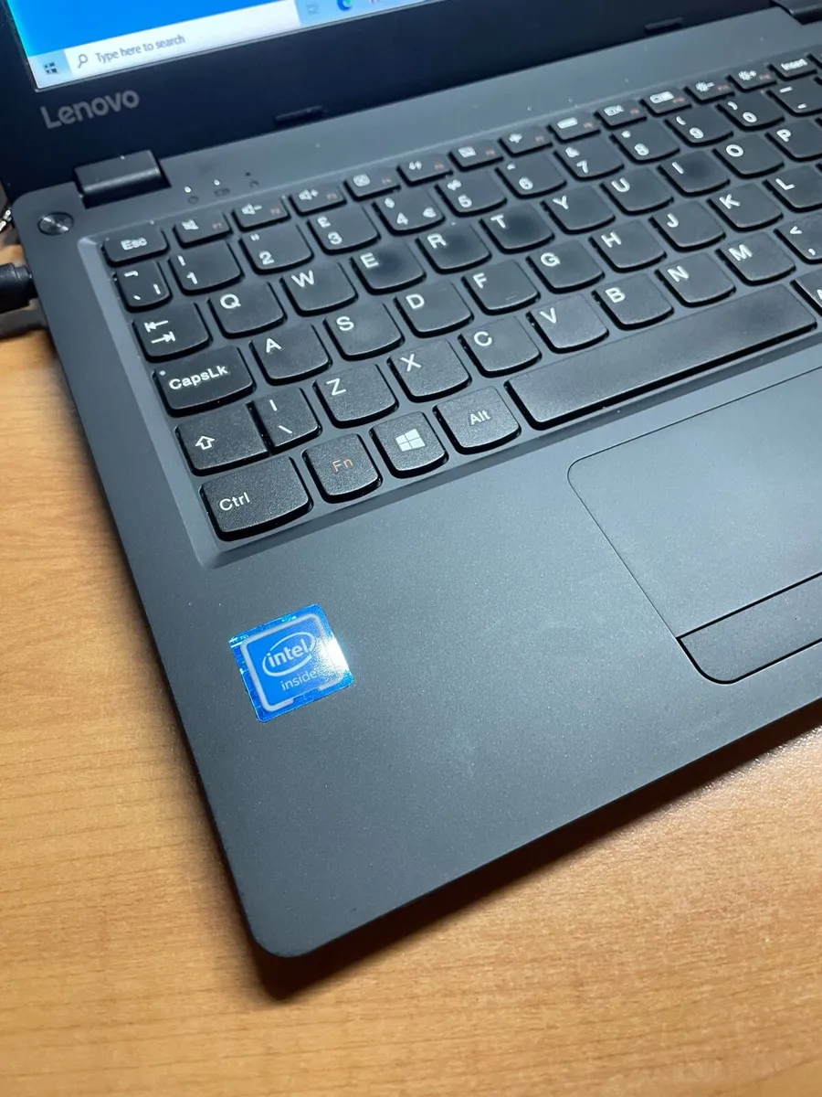 Lenovo Laptop windows 10 - Image 3