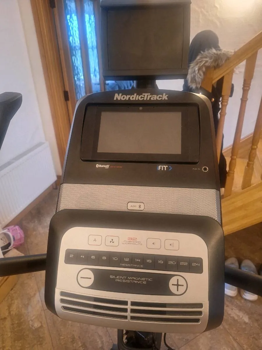 Exercise bike - Image 2