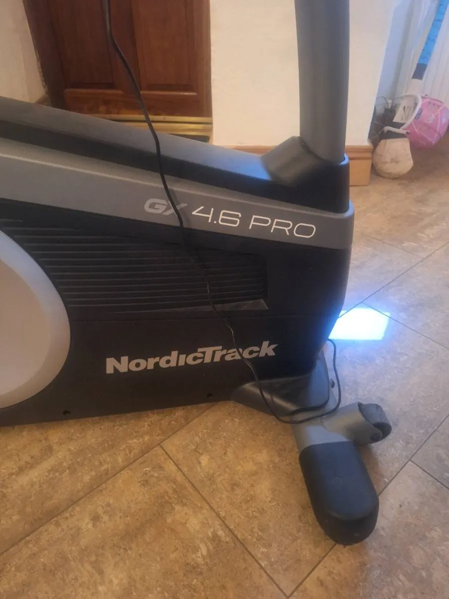 Exercise bike - Image 3