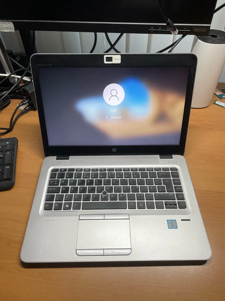 HP laptop i5 pro windows 10 - Image 1
