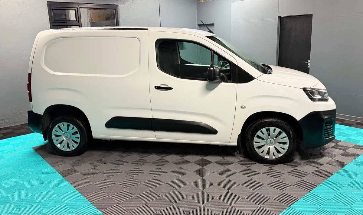 2019 Citroen berlingo enterprise model - Image 4