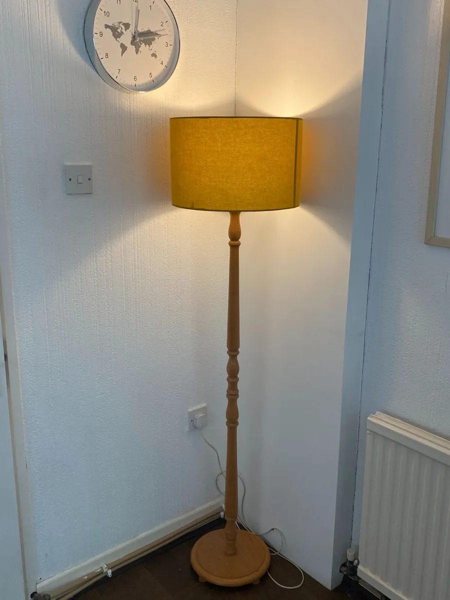 Standard Lamp with Gold Lampshade - Image 4
