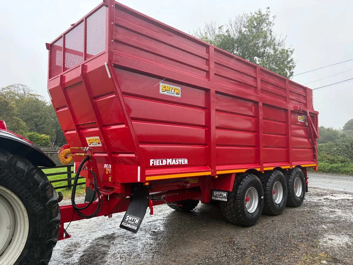 Smyth 25ft tri axle supercube silage trailer - Image 2
