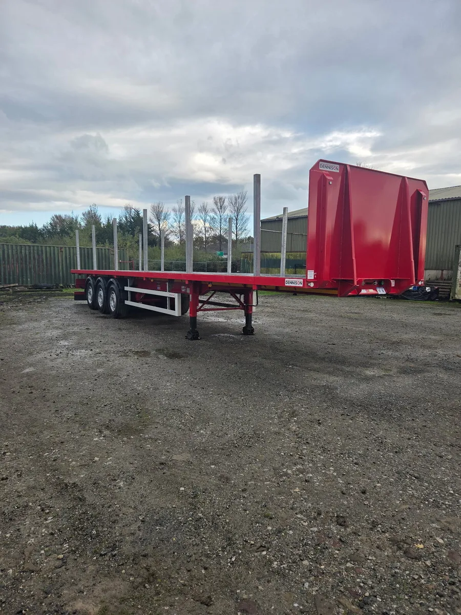 Dennison 45ft flatbed Trailer - Image 1