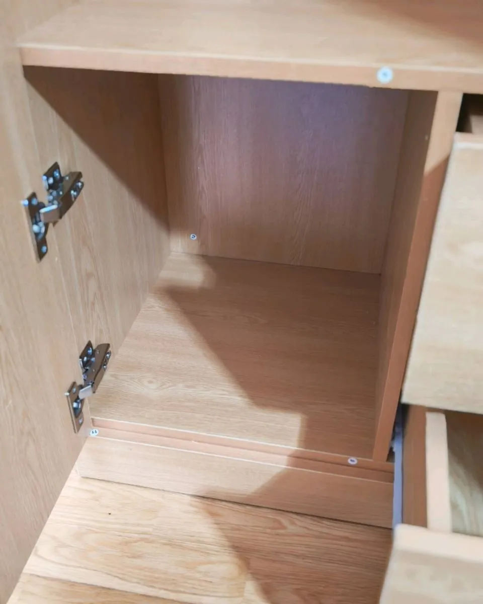 children's cabinet - Image 4