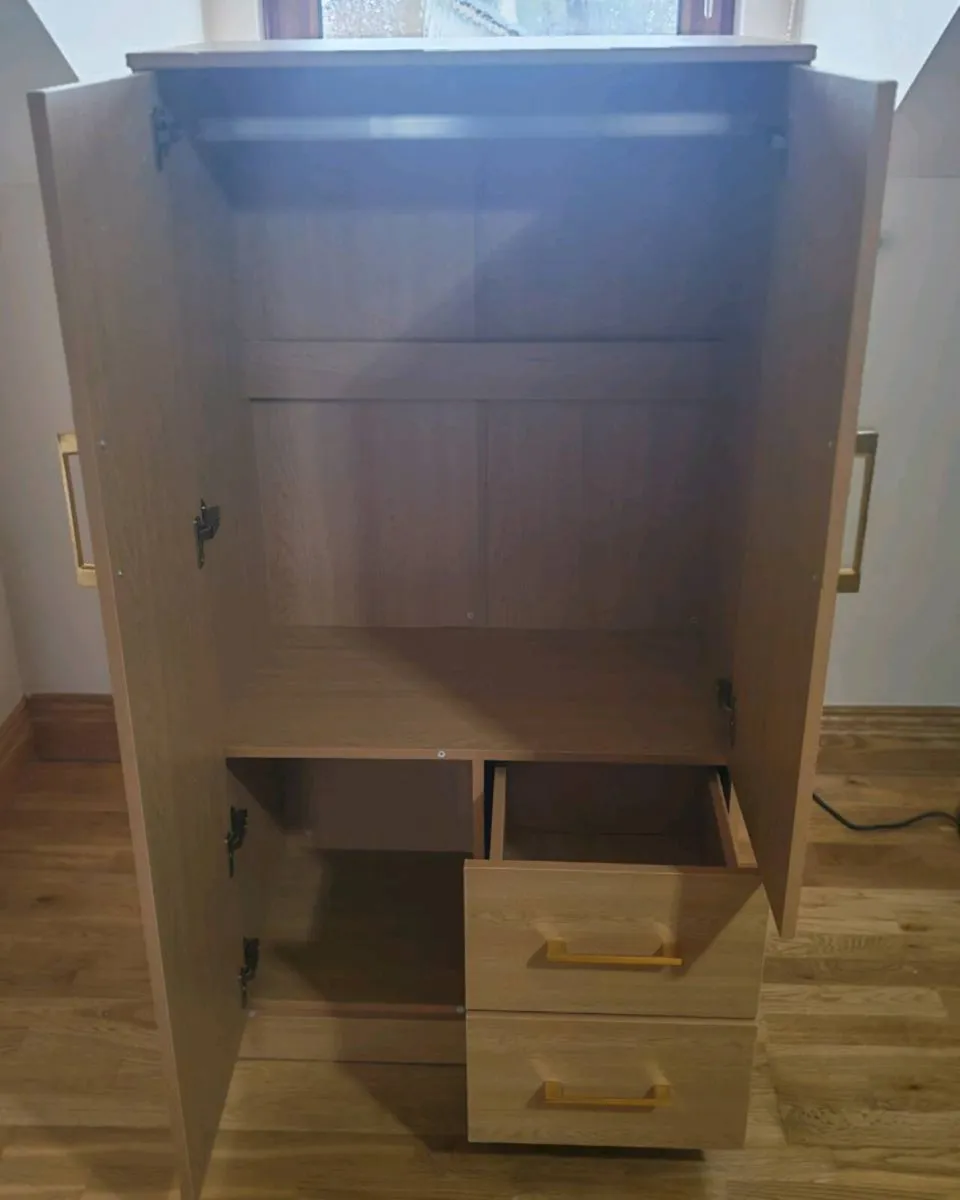 children's cabinet - Image 2