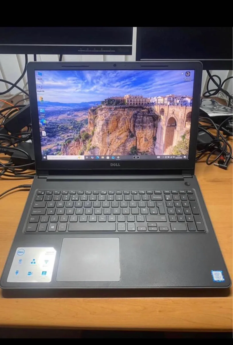 Dell laptop i3 pro windows 10 dvd drive