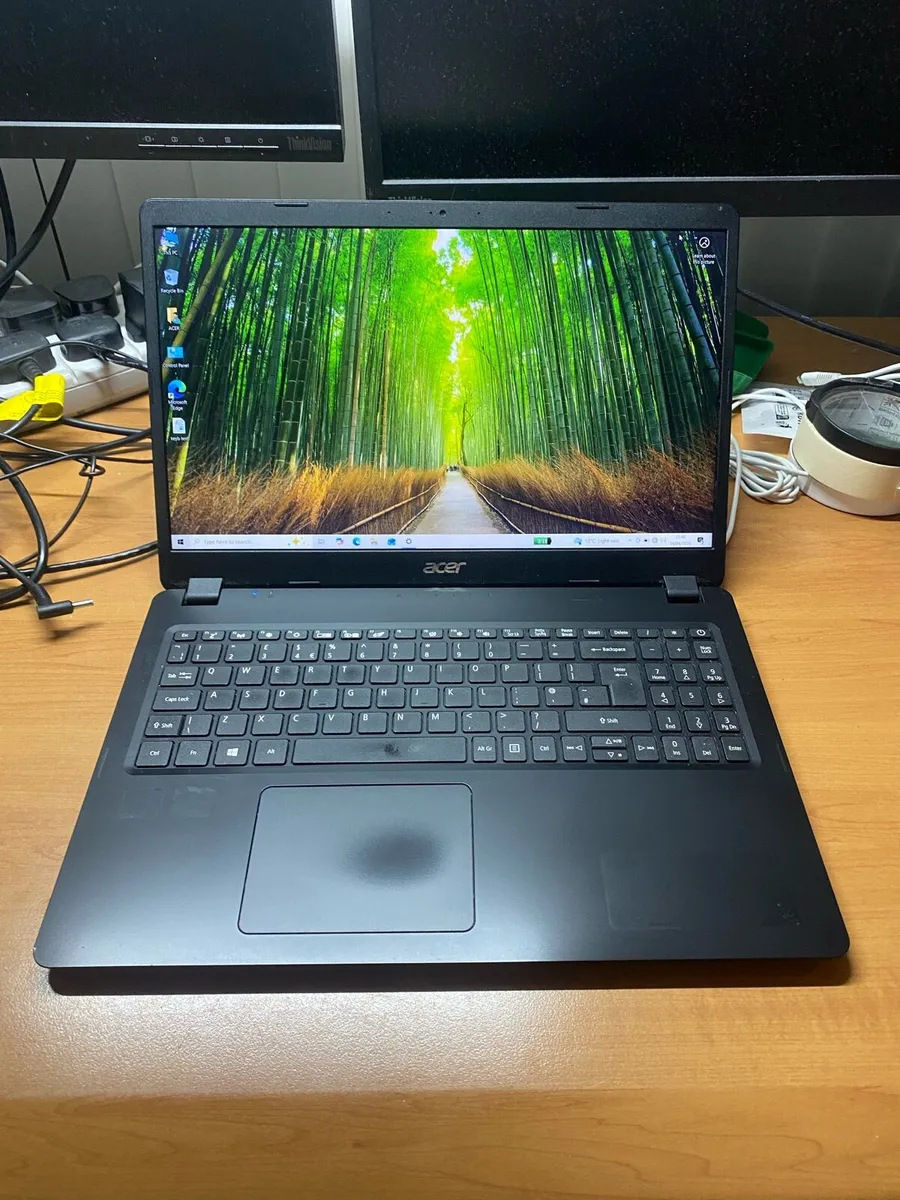 Acer laptop windows 10 - Image 1