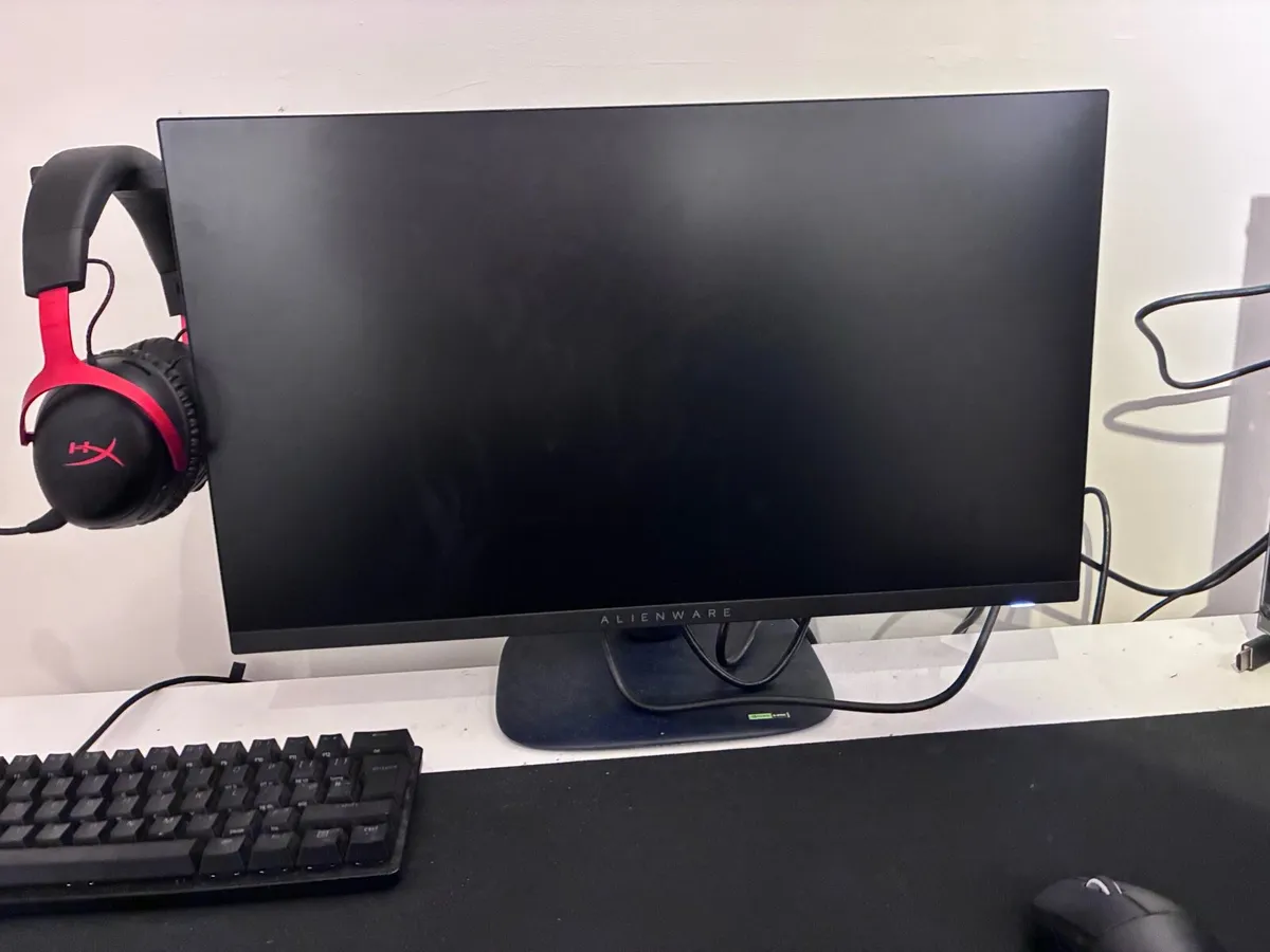 Full gaming setup - Image 2