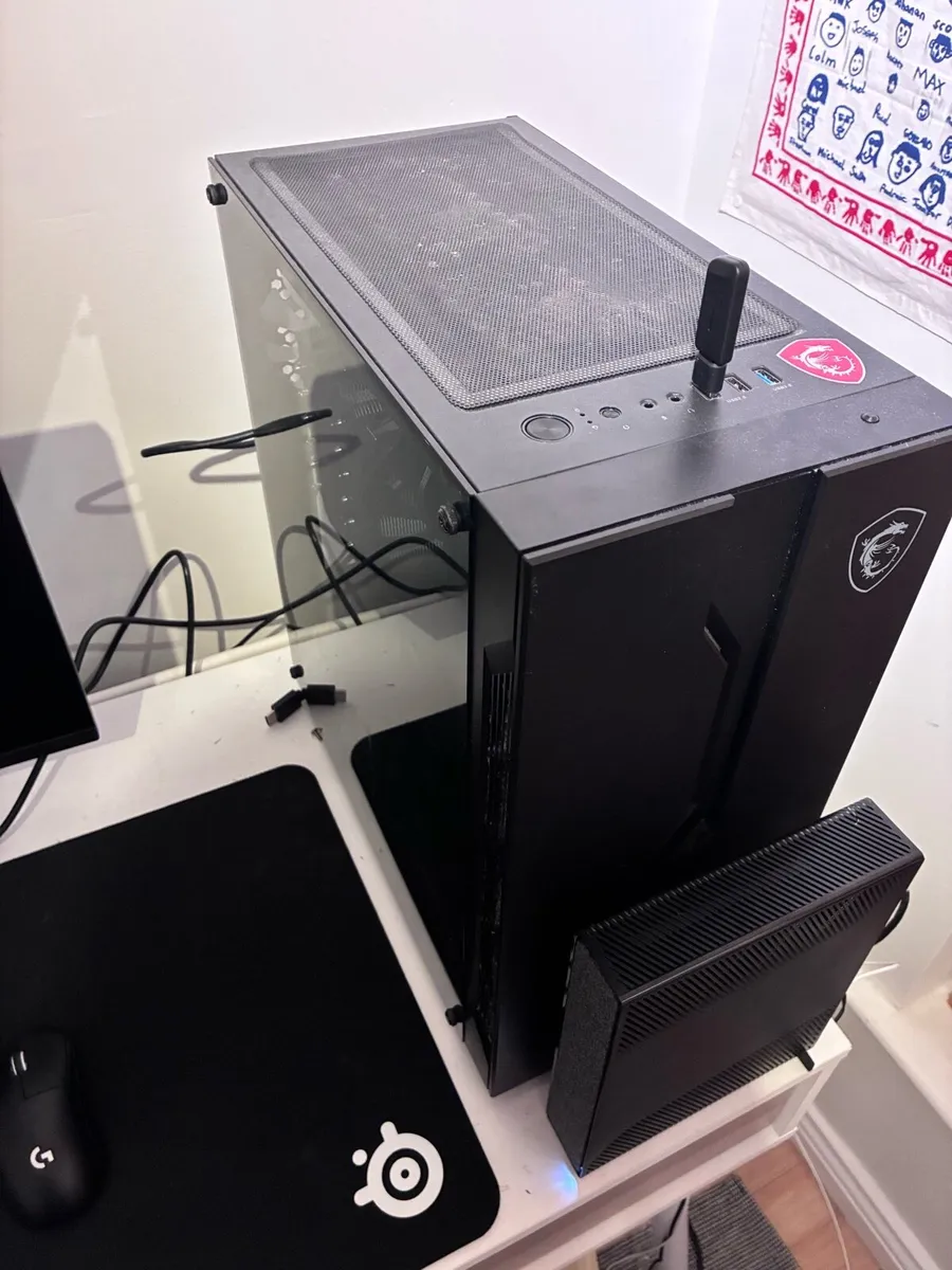 Full gaming setup - Image 3