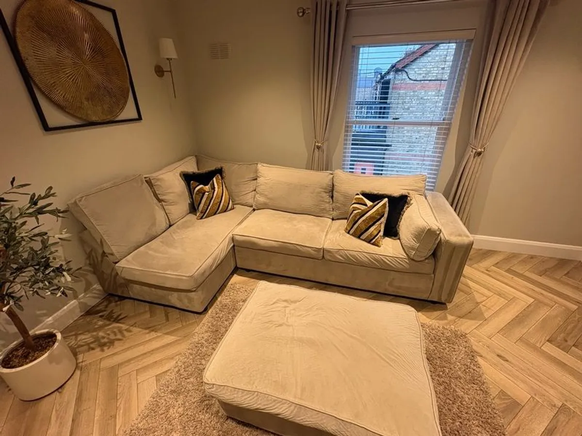corner sofa - Image 3