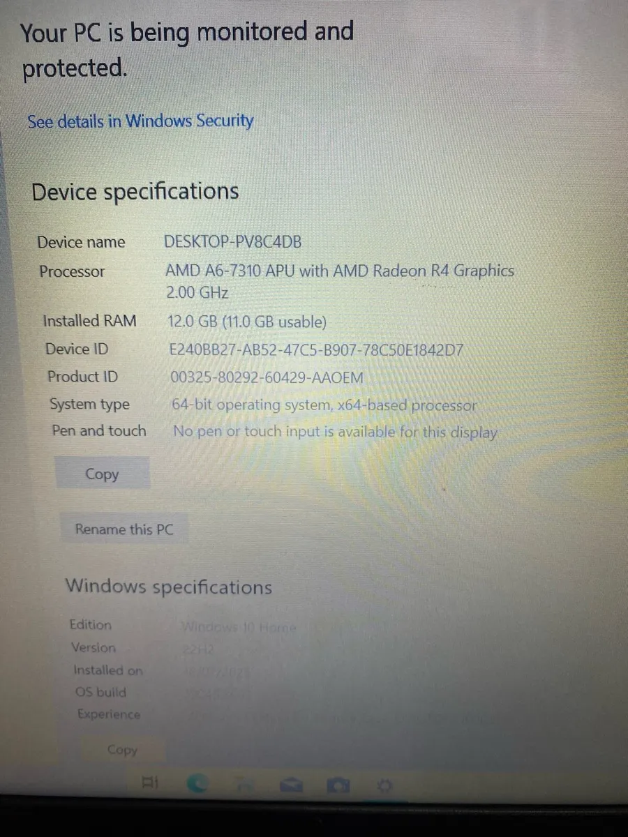 Toshiba laptop 15.6 inch screen windows 10 - Image 4