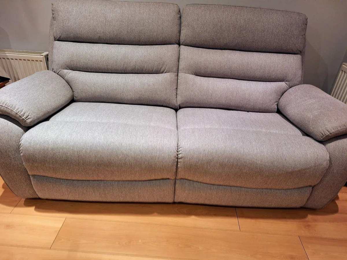 Sofas  3 seater, 2 seater sofas +armchair - Image 1