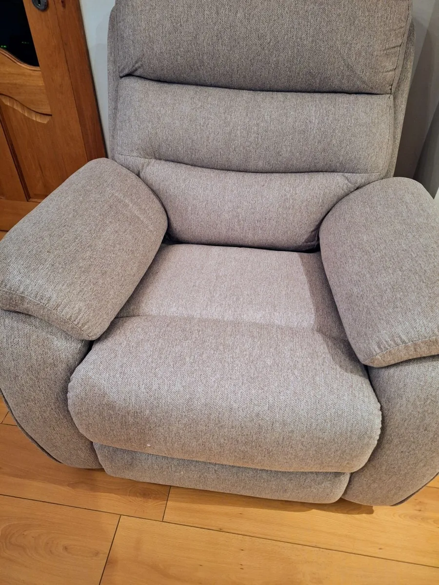 Sofas  3 seater, 2 seater sofas +armchair - Image 4