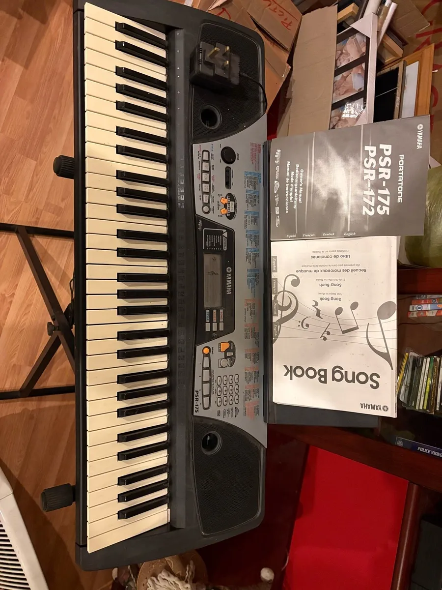 YAMAHA PORTATONE PSR-175