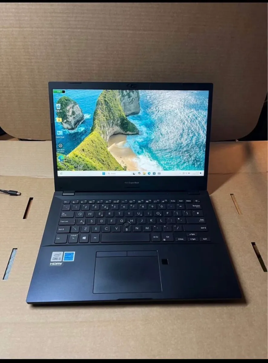 Asus laptop i5 pro 10 generation w11 - Image 1