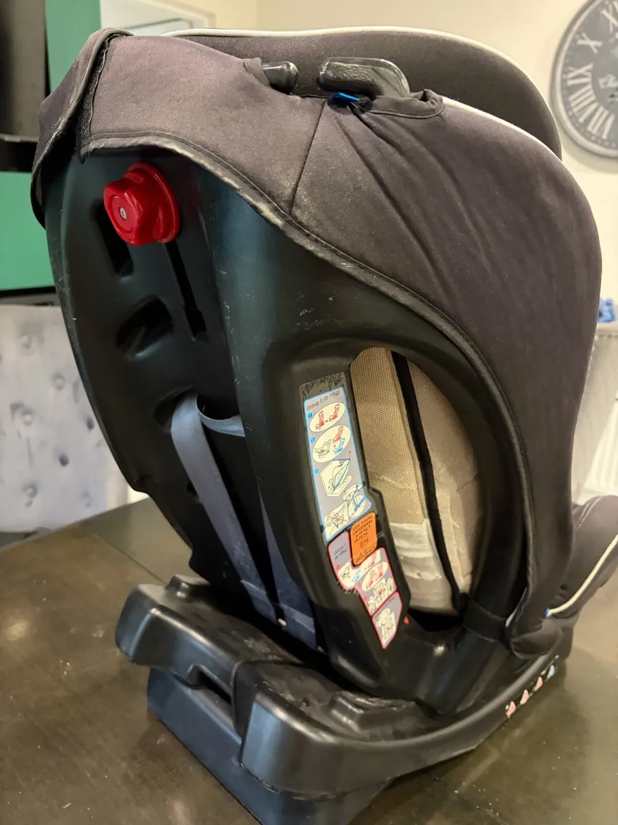 Baby car seat - Image 2