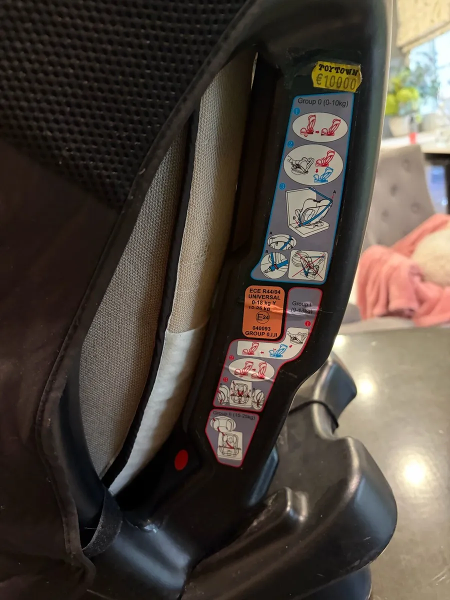 Baby car seat - Image 4