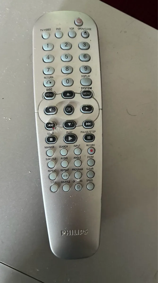Philips DVD / VCR Player - Image 4