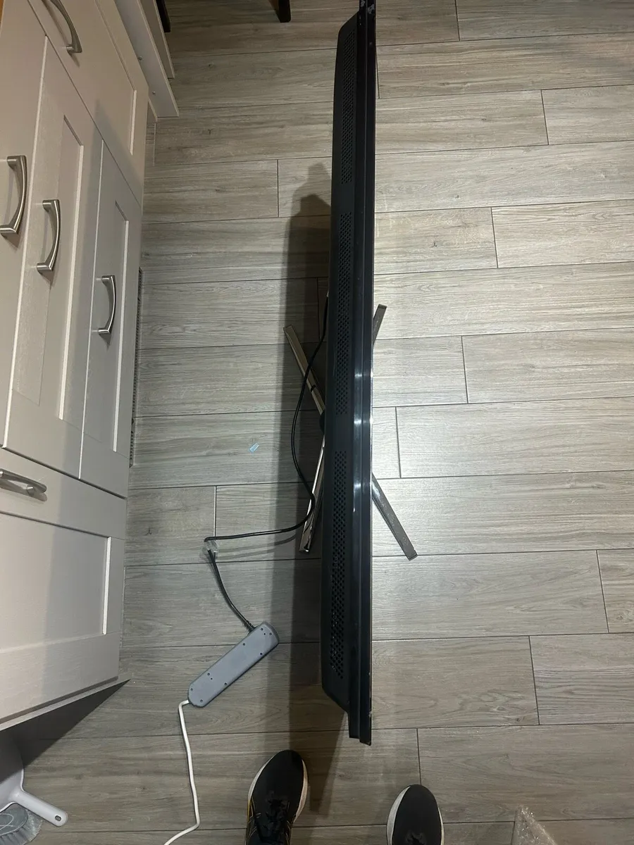 Samsung 50” TV - Image 3