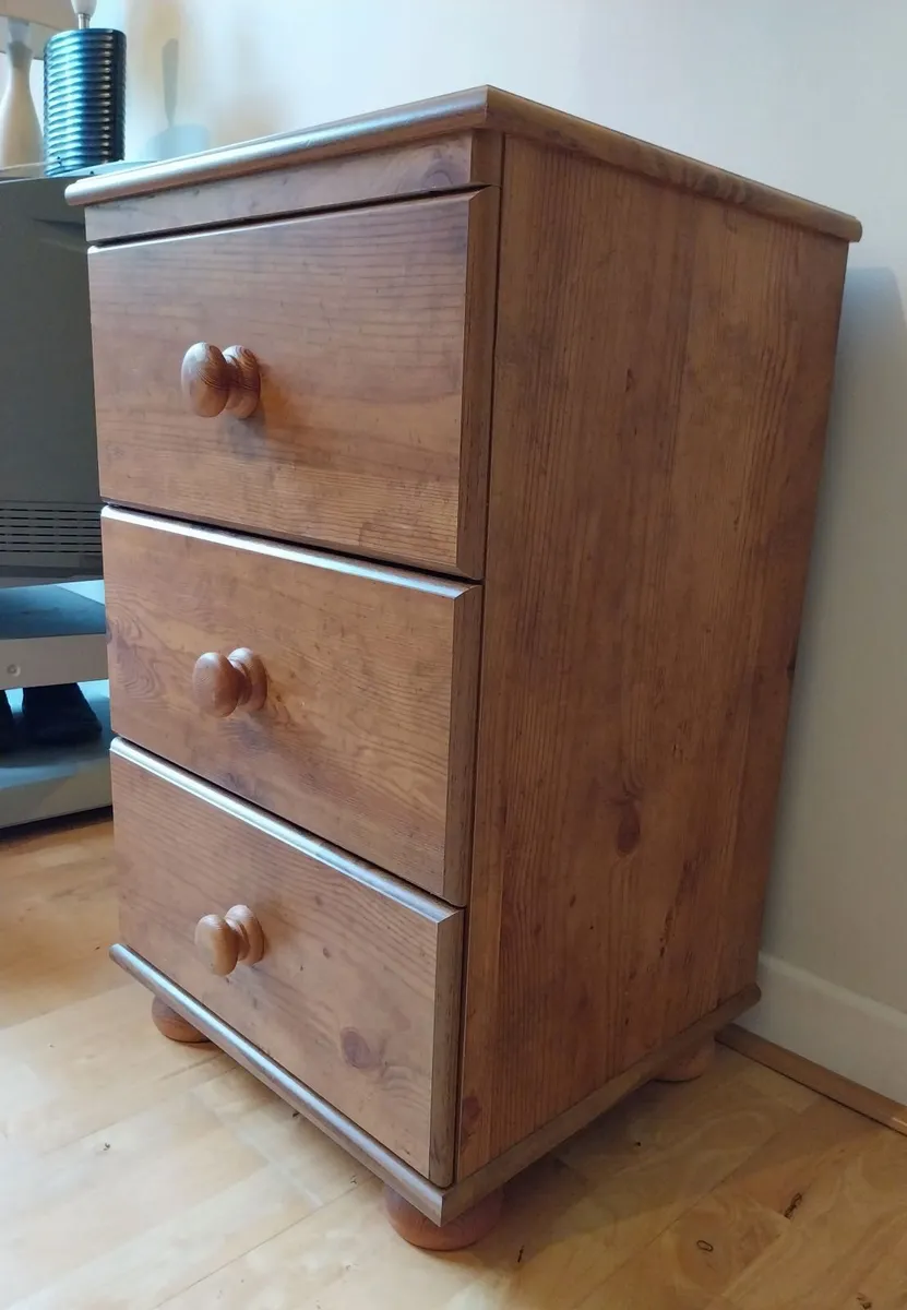 Large Bedroom Locker - Image 3