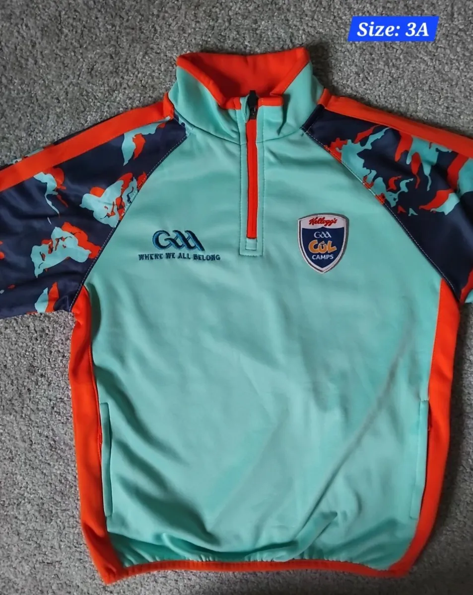 3 Sets of Kelloggs Cul Camp Zip Top,T.shirts &Bags - Image 4