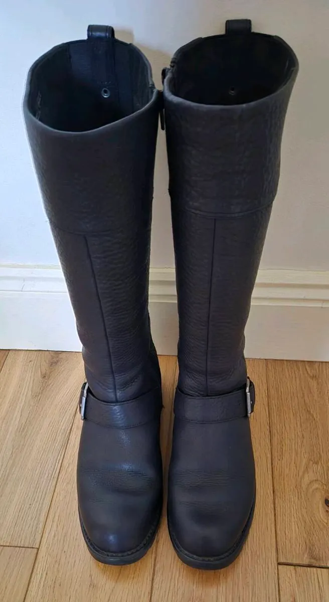 Ladies Boots - Image 1