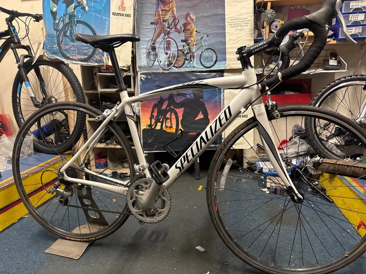 Racing bike - Image 1